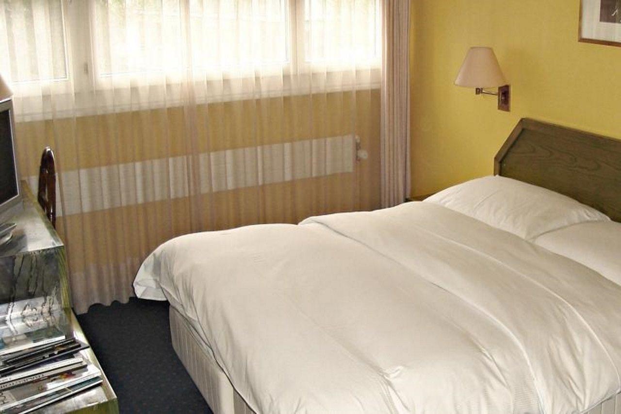 Hostellerie De La Vendee Lancy Eksteriør bilde