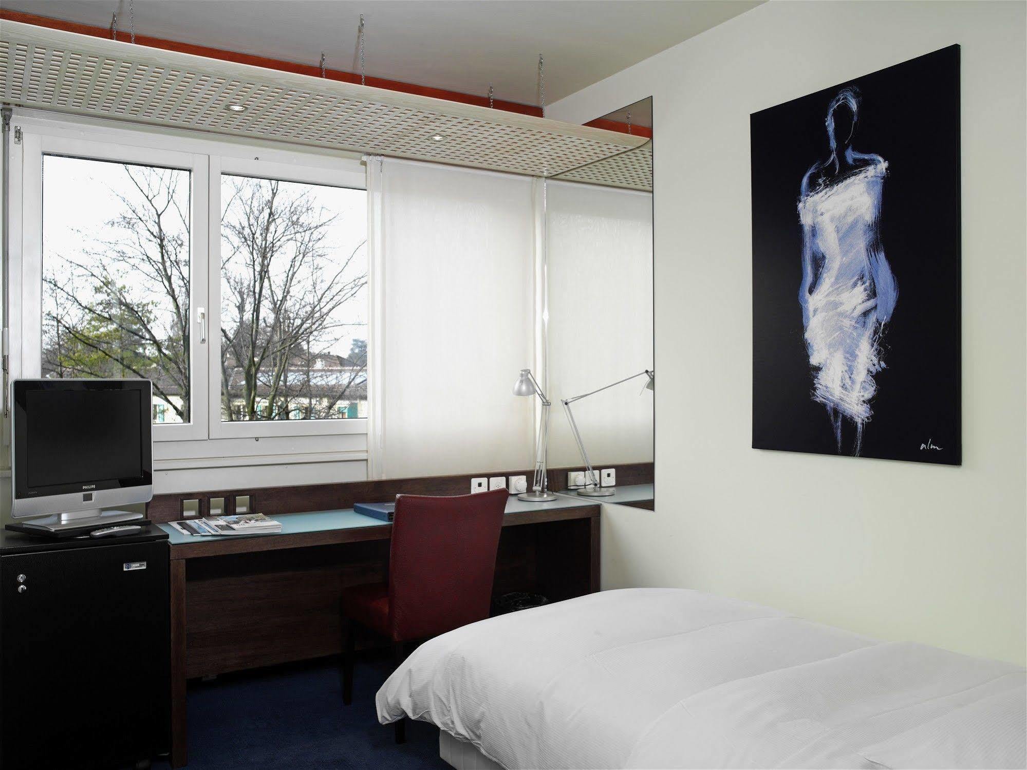 Hostellerie De La Vendee Lancy Eksteriør bilde